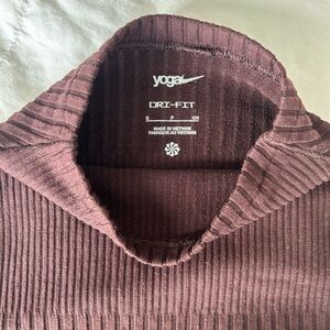 Nike Women's Ribbed Long Sleeve Top - Brown